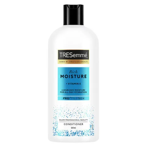 TRESemme  Conditioner Rich Moisture 680 ml 